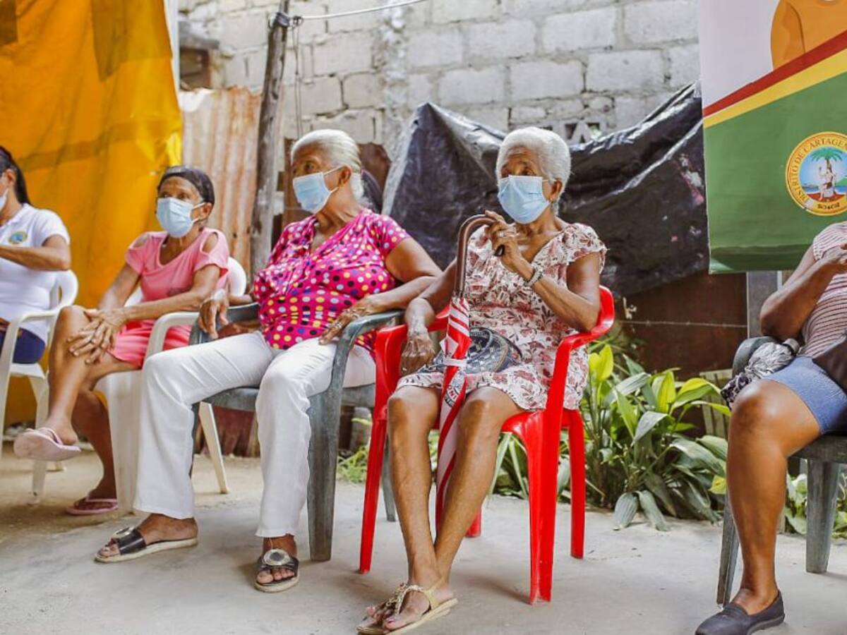 Adultos mayores podrán cobrar subsidio económico hasta el 3 de enero