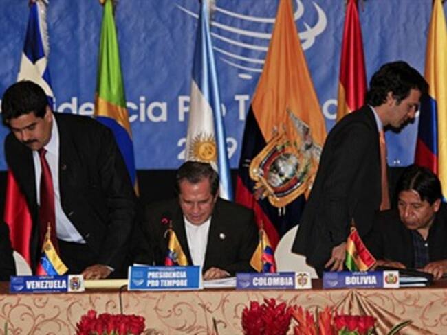 Unasur promoverá cumbre de jefes de Estado para evaluar crisis entre Colombia y Venezuela