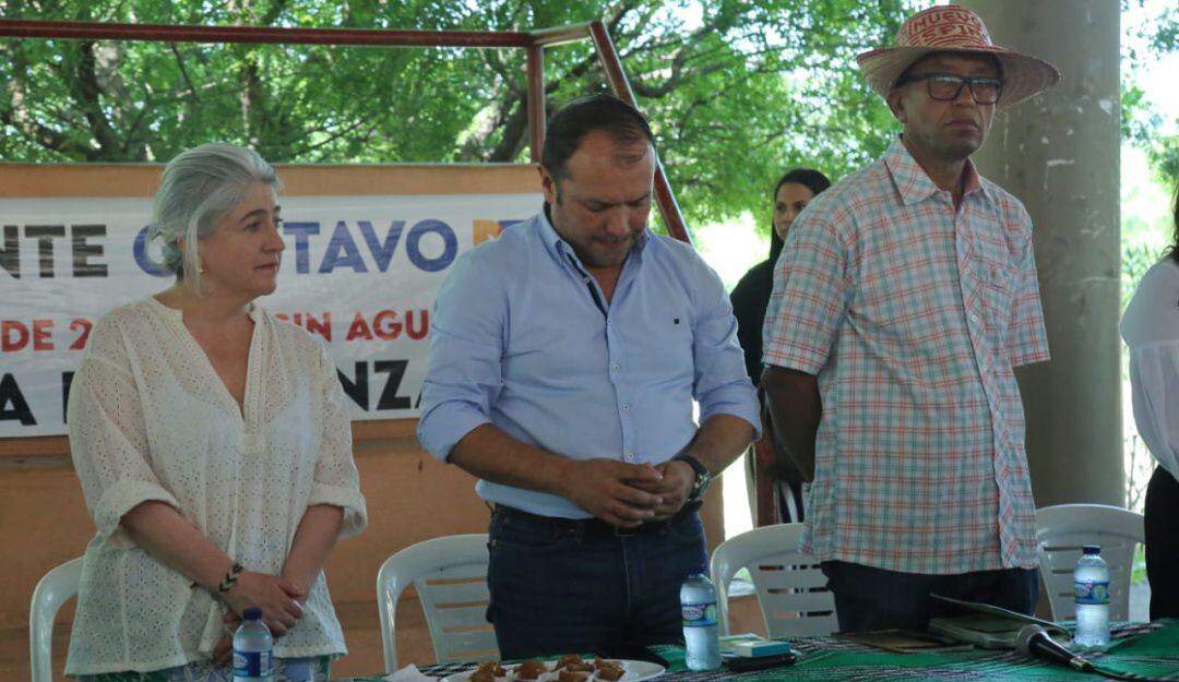 Gobierno nacional  en mesa de diálogos con las comunidades