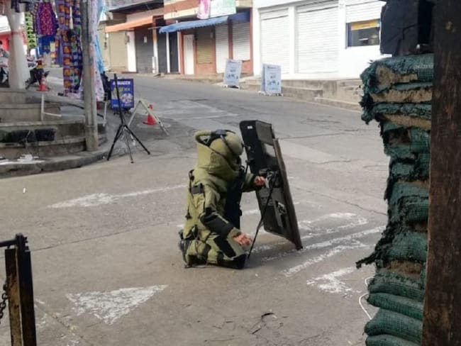 Ejército neutraliza artefacto explosivo en casco urbano de El Bordo, Cauca