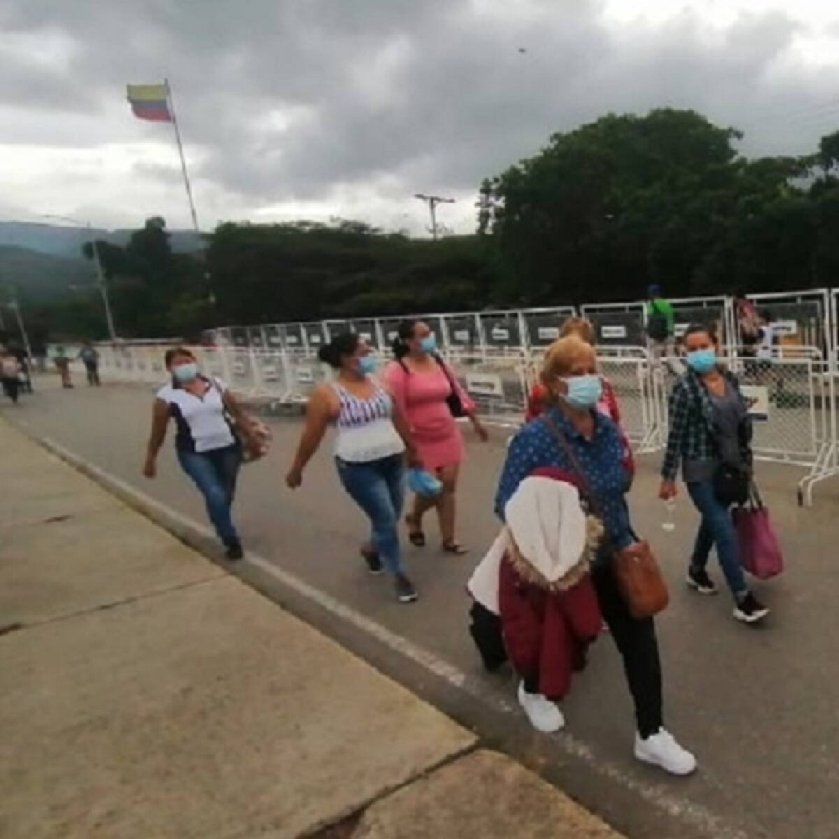 Aumenta el número de migrantes ingresando a Colombia