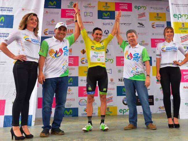 “Llegaré a la cima de la paz”: Santos en la Vuelta a Colombia