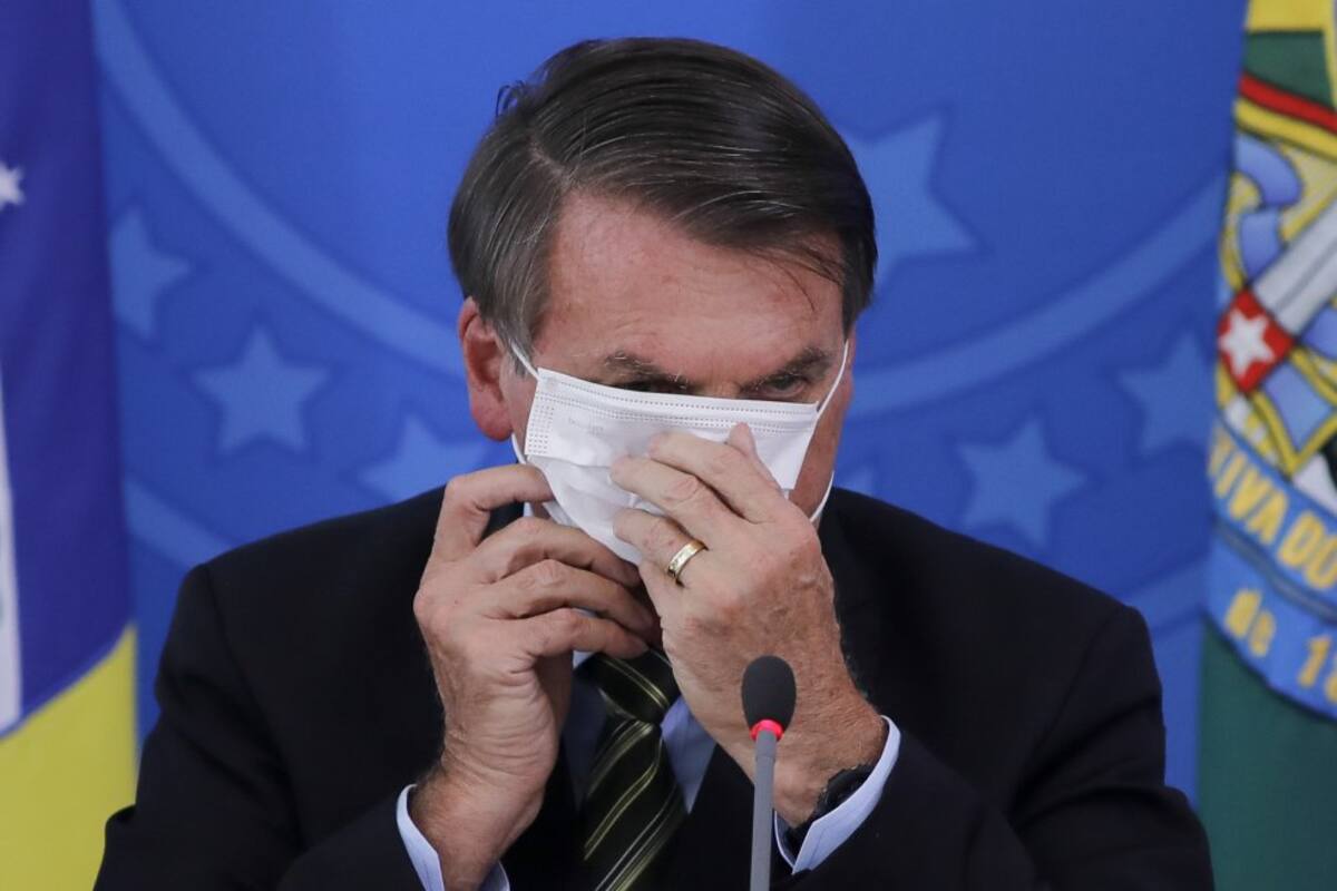 17 de marzo: "Hay gobernadores que están tomando medidas que perjudican la economía. La vida continúa, no debe haber histeria". 