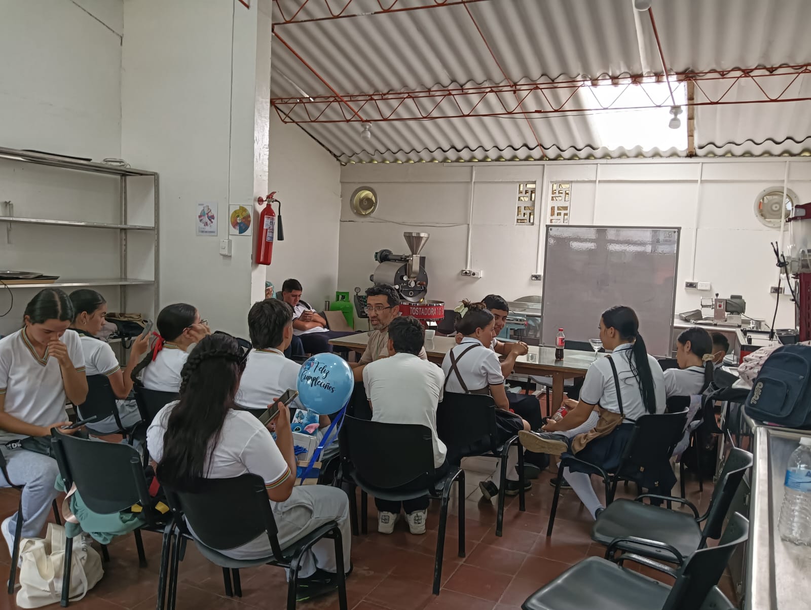 Clases presenciales en el instituto Génova en el Quindío. Foto: Adrián Trejos