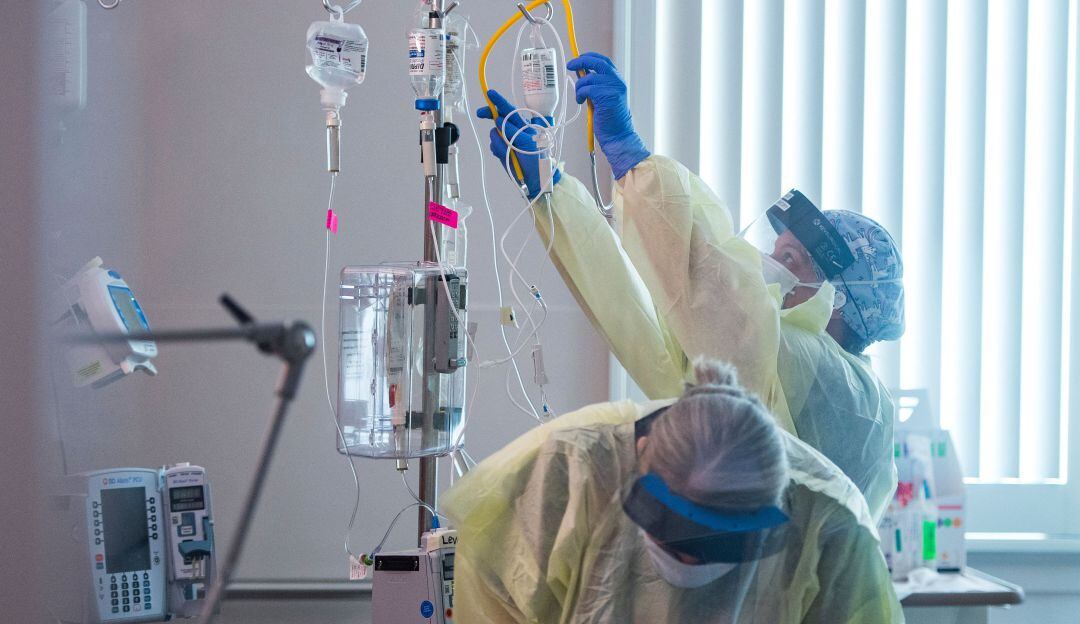 Aumentan los contagios y hospitalizaciones por Covid-19 en Estados Unidos