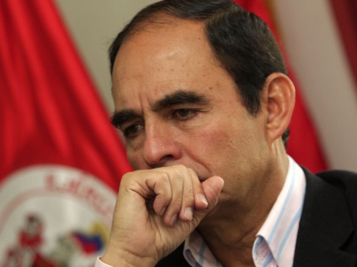 Falsas víctimas de Mapiripán piden perdón a general Jaime Uscátegui