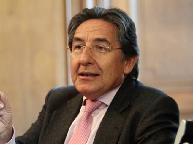 ¿Qué opinan los partidos políticos de Néstor Humberto Martínez como nuevo Fiscal?