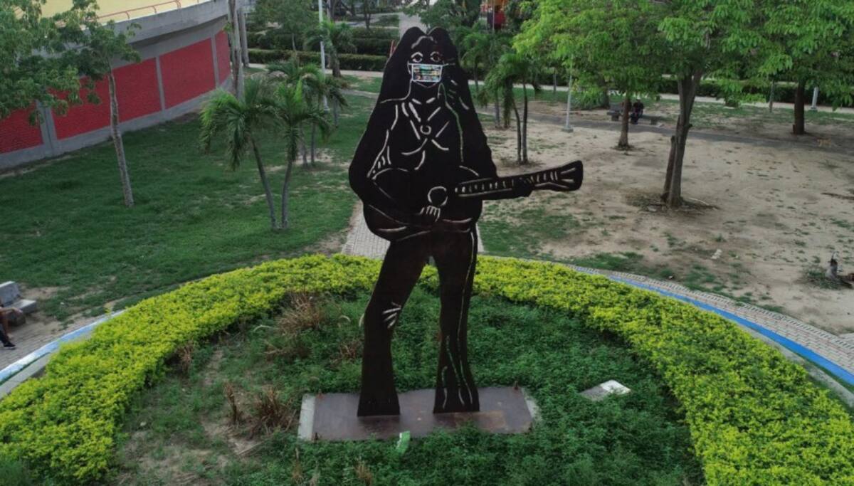 Nueve exponentes del arte plástico de la ciudad fueron convocados para diseñar una obra y hacer de su lienzo los tapabocas, que fueron elaborados en tela reebag.