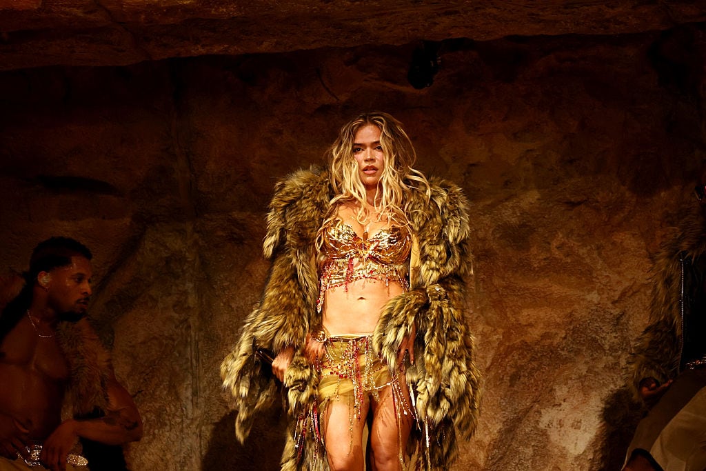 INDIO, CALIFORNIA - APRIL 19: (FOR EDITORIAL USE ONLY) (NOT TO BE LICENSED FOR ANY STANDALONE OR SPECIAL INTEREST BOOK PUBLISHING USE CONCERNING THE COACHELLA MUSIC FESTIVAL AND/OR STAGECOACH MUSIC FESTIVAL) Karol G performs at the Coachella Stage during the 2026 Coachella Valley Music and Arts Festival at Empire Polo Club on April 19, 2026 in Indio, California.  (Photo by Kevin Mazur/Getty Images for Coachella)