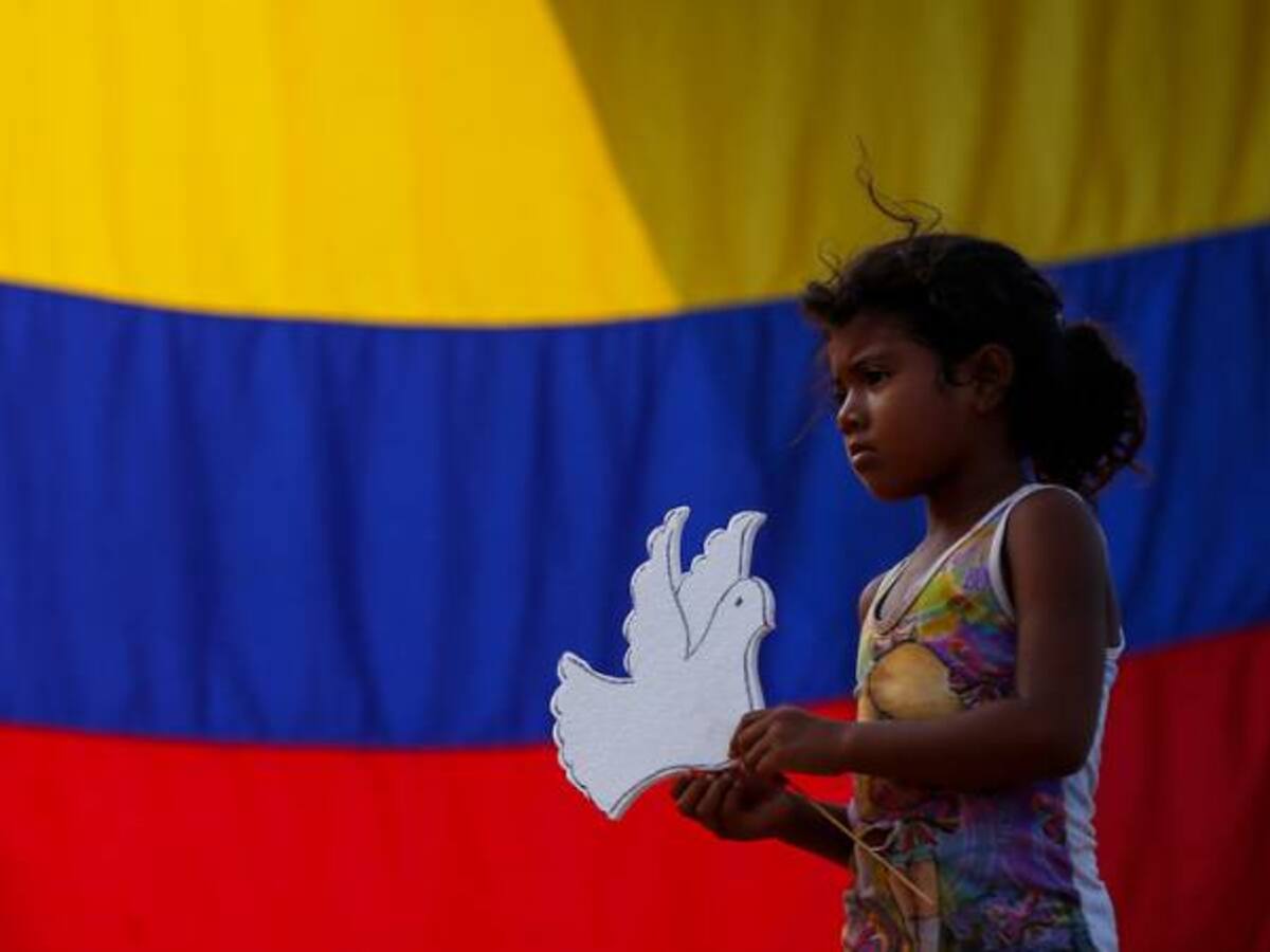¿Qué tanto saben los colombianos sobre la pedagogía para la paz?