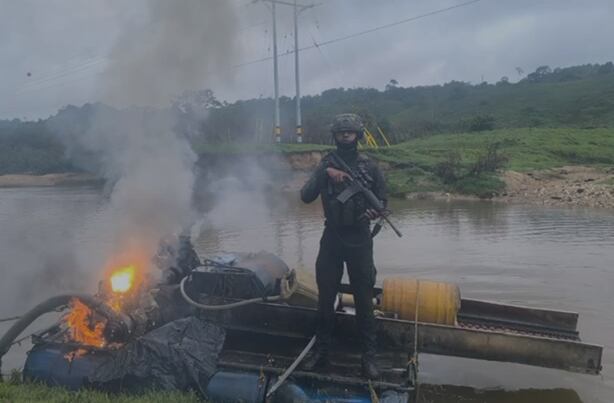Operativos contra la minería ilegal en el nordeste antioqueño. Foto: Policía.