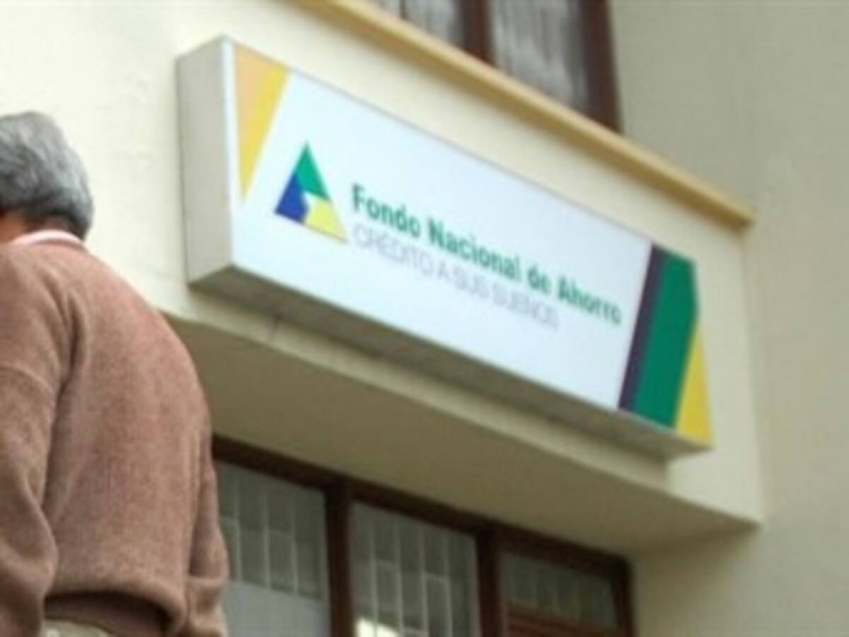 Denuncian corrupción y derroche en el Fondo Nacional del Ahorro
