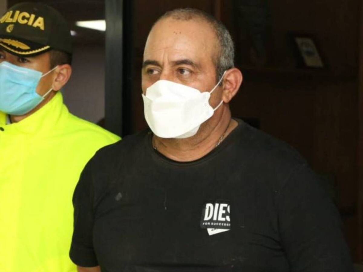 Roban grabadoras y computador con material de entrevista de alias 'Otoniel'