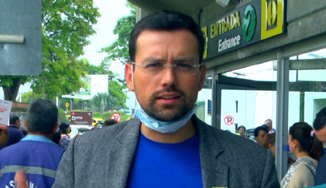 Luis Carlos Velásquez Cardona, Gobernador de Caldas