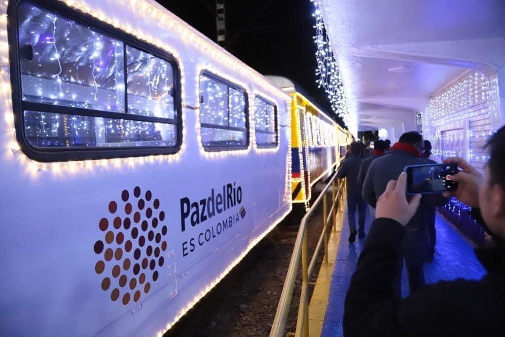 Son tres vagones que transportan a 180 pasajeros. Foto | PazdelRío