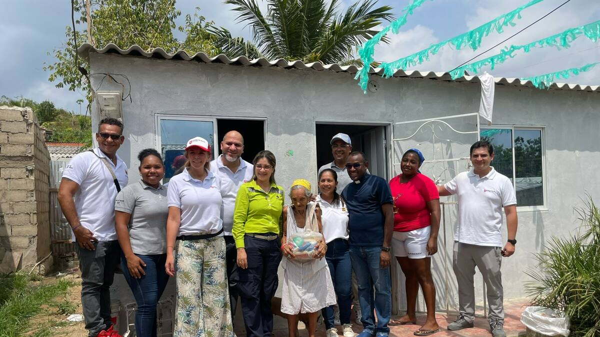 Arquidiócesis de Cartagena entregó dos viviendas a adultas mayores en Turbaco