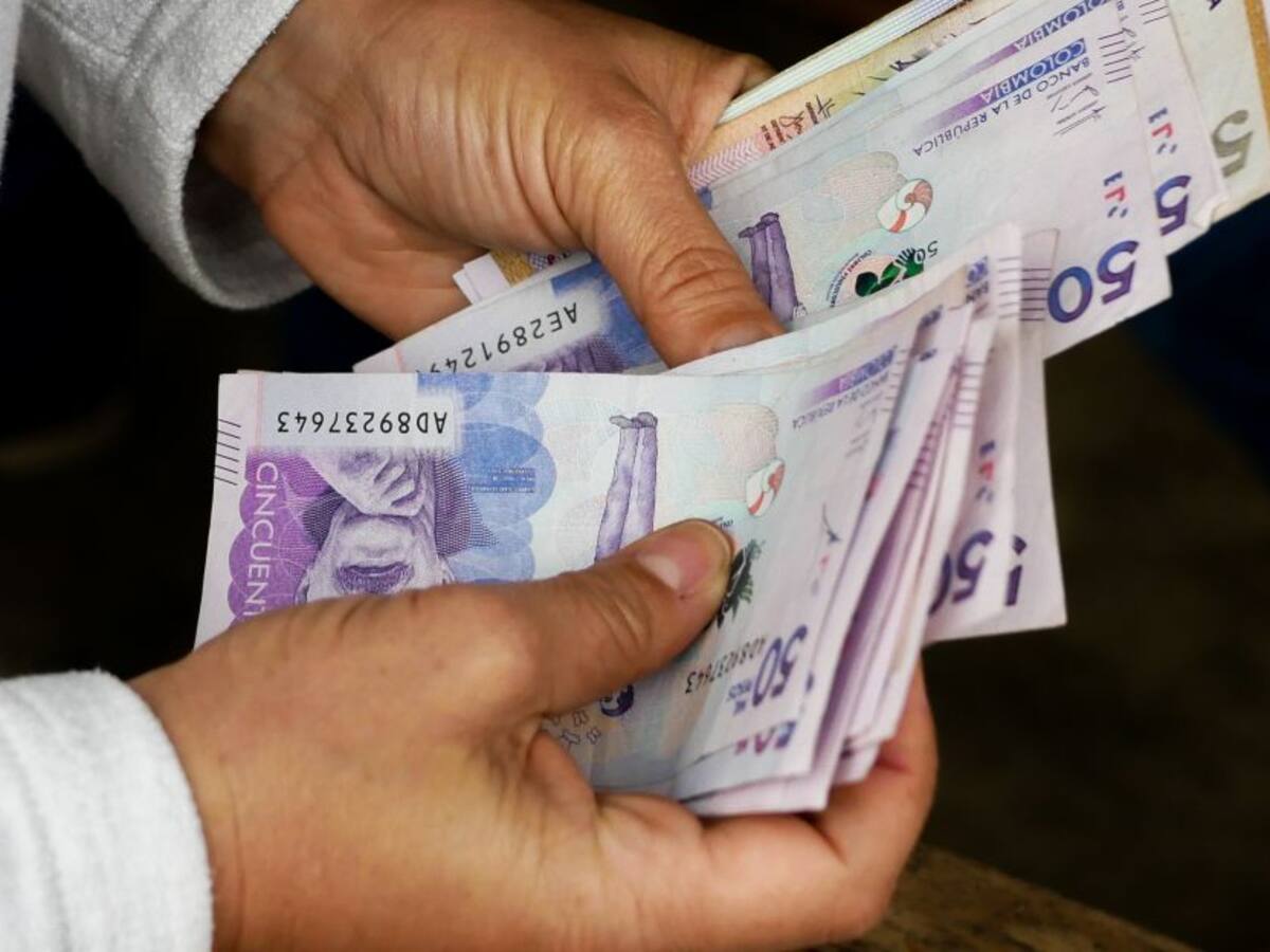 Preocupación en pequeñas ciudades por aumento del salario mínimo