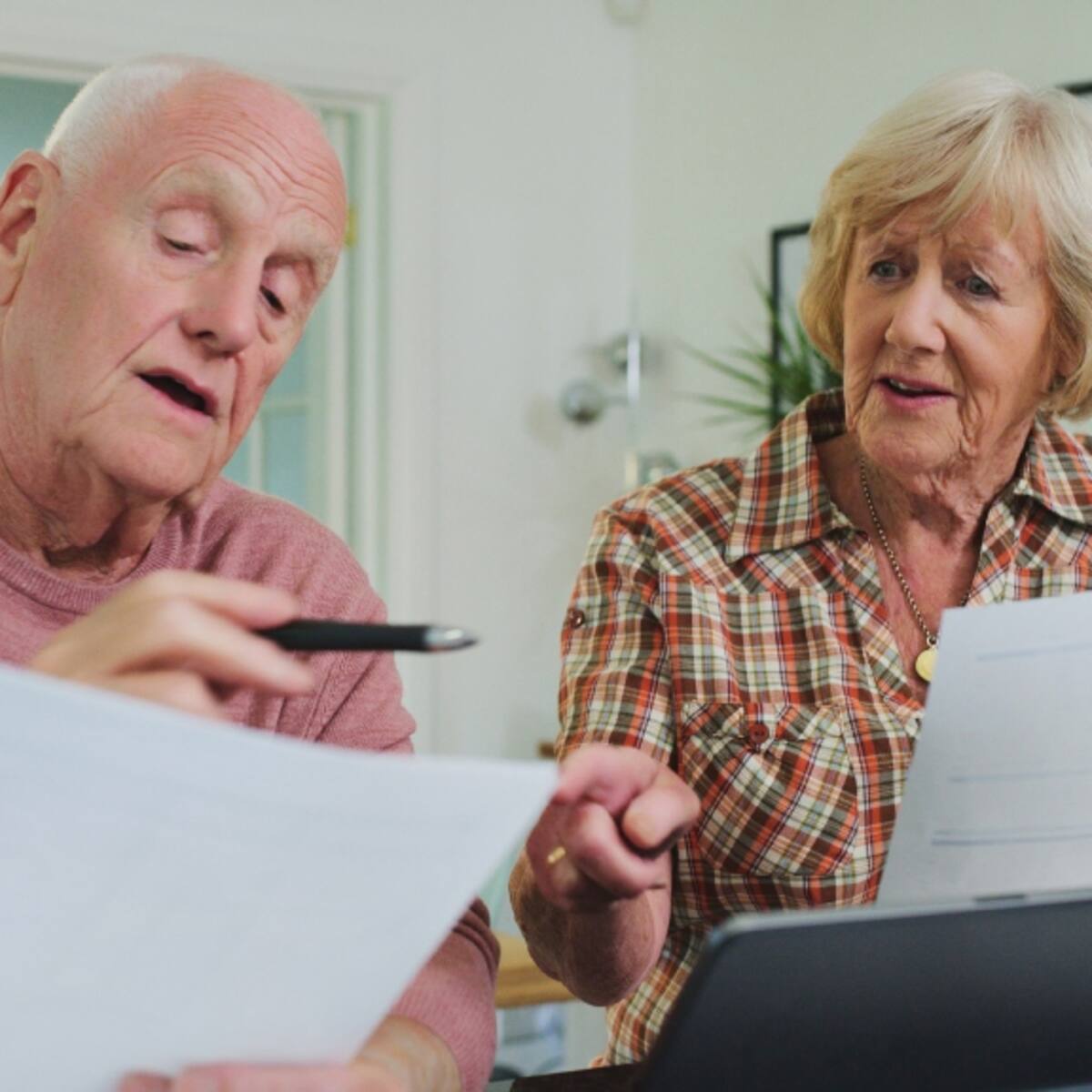 Pensionados que están obligados a declarar renta este 2024: Consulte
