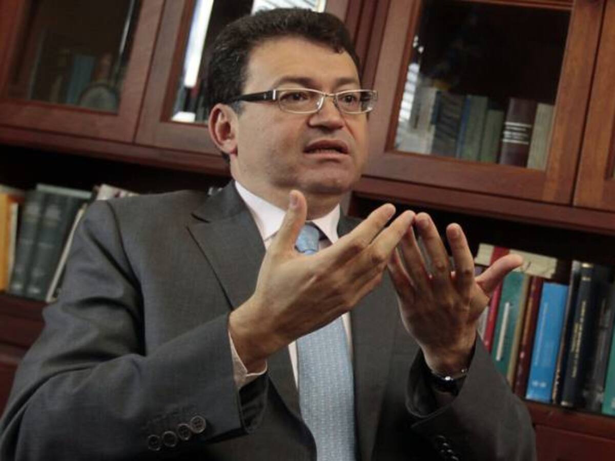 La Procuraduría tendrá un gran reto en implementación de acuerdo final: Humberto Sierra P.