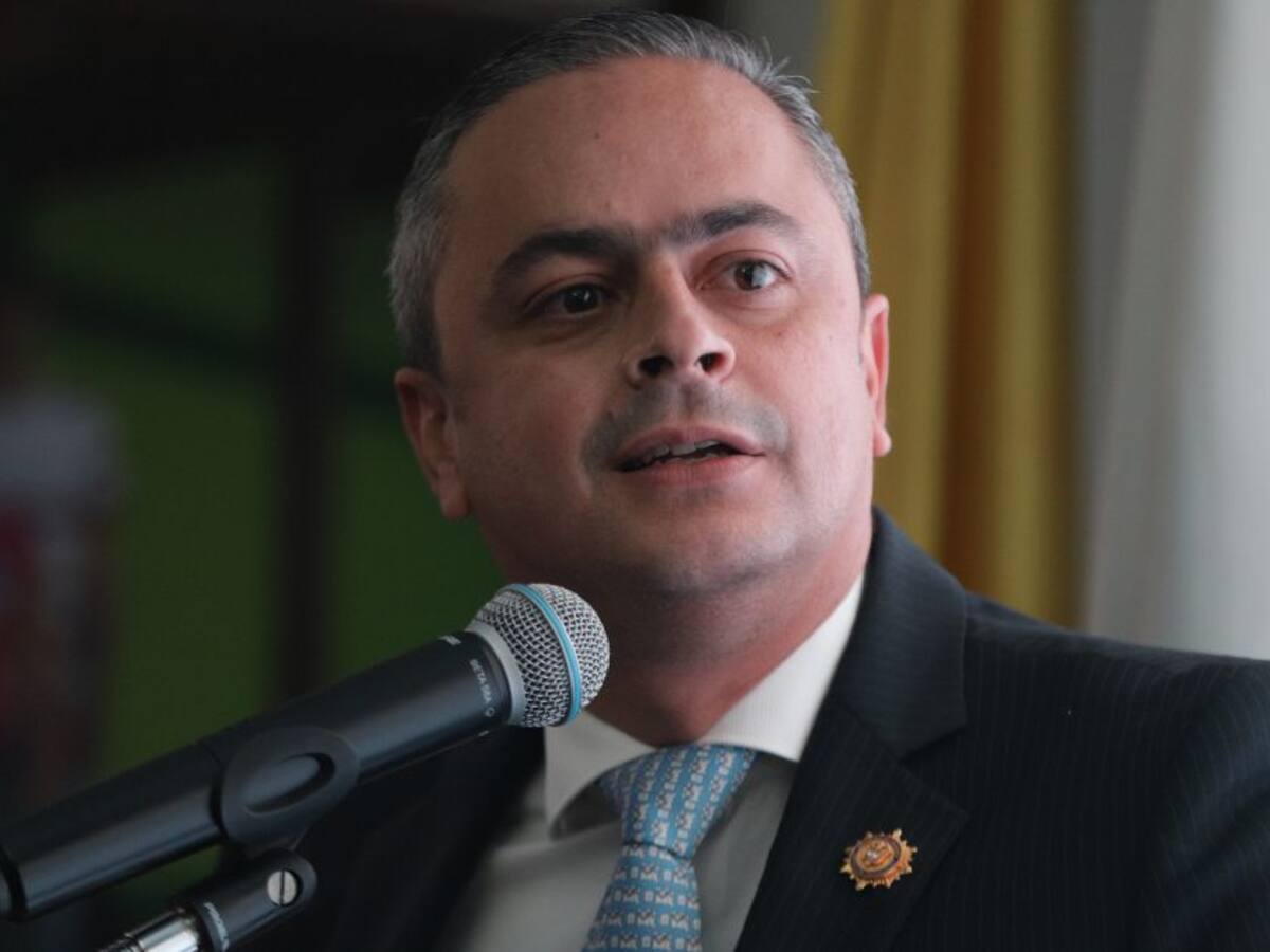 División de opiniones sobre la llegada del alcalde encargado de Medellín