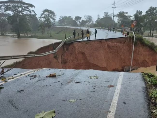 Colapso de puente del río Mulatos, Urabá. Foto: Cortesía.