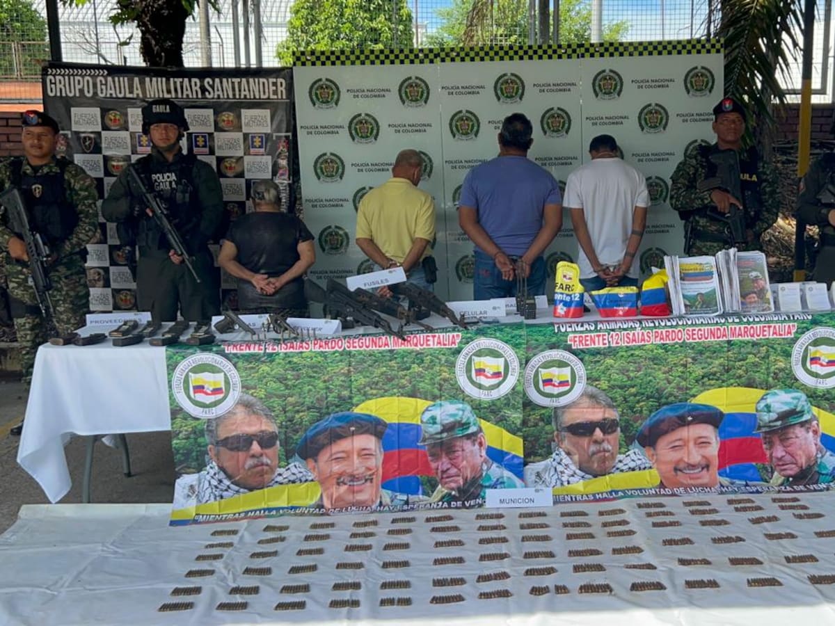 Incautan importante arsenal de disidencias de las Farc en el Magdalena Medio