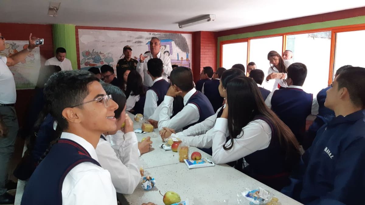 28.527 estudiantes se benefician del PAE en el departamento del Quindío