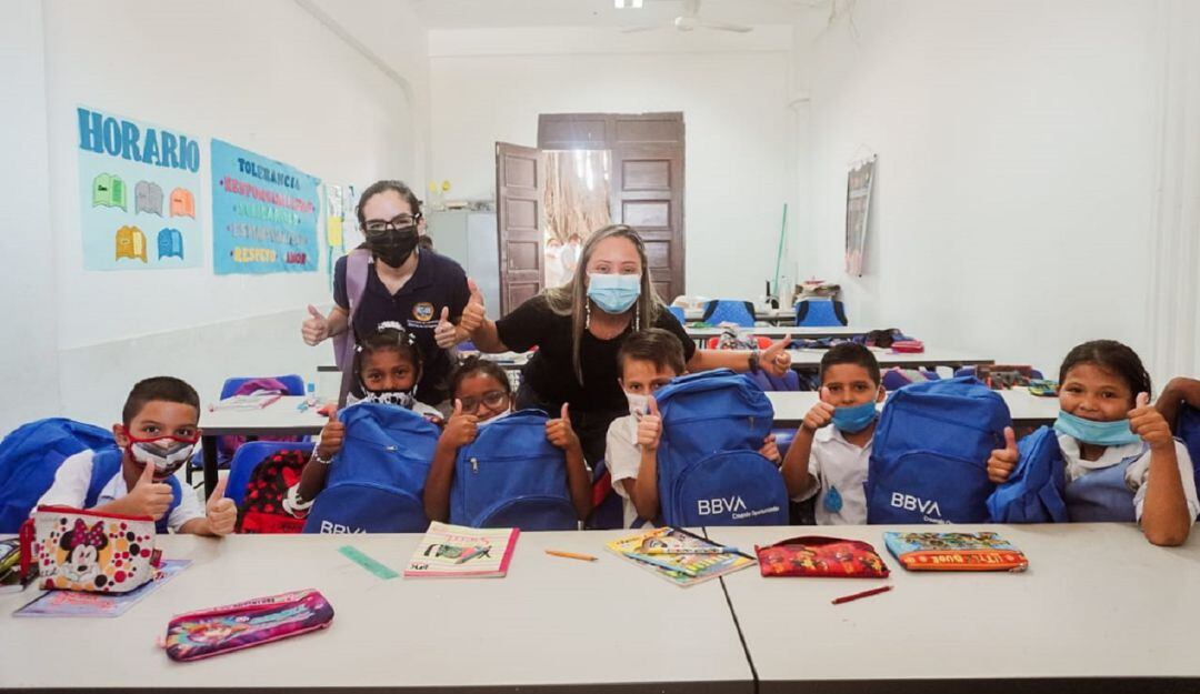 Los niños beneficiados con esta entrega cursan los grados de transición hasta quinto de primaria