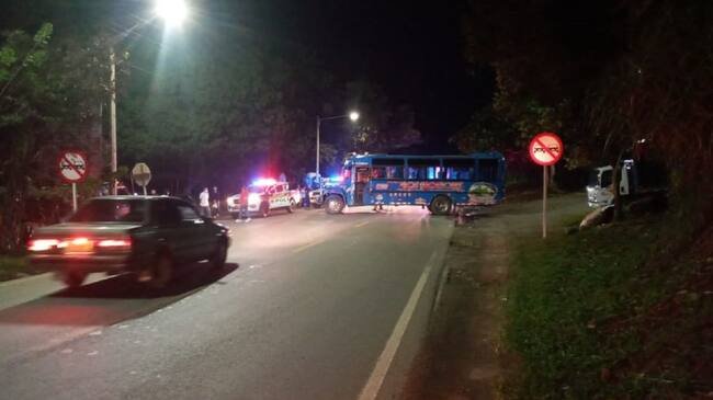 Encapuchados asaltaron bus en la vía Cúcuta- Pamplona