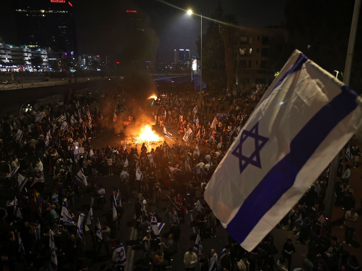 Bancos, abogados, empresas, alcaldes, pilotos y vendedores se suman a protestas en Israel