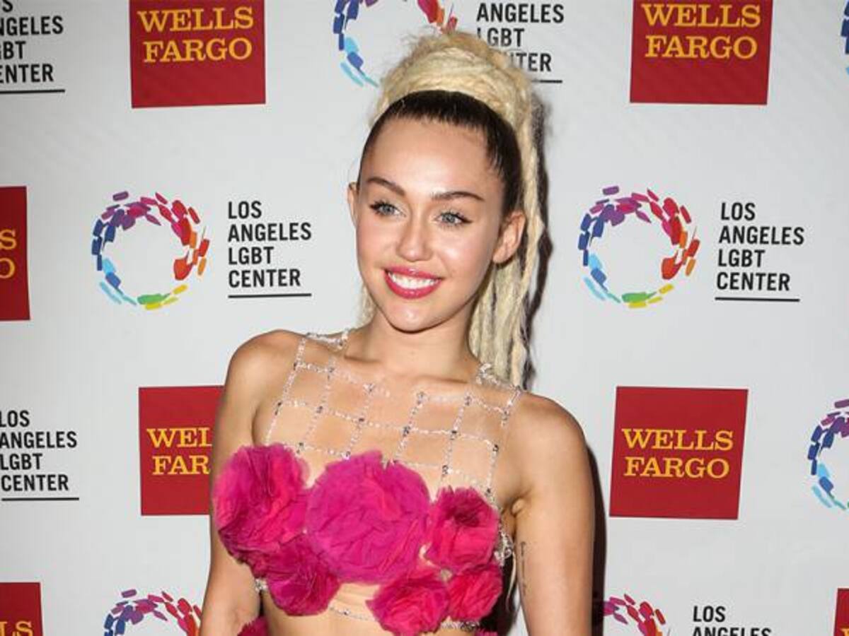 Noah, hermana de Miley Cyrus, lanza su primer sencillo