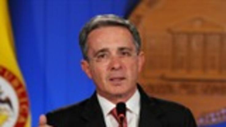 Álvaro Uribe: Los acontecimientos de 8 años de un mandato