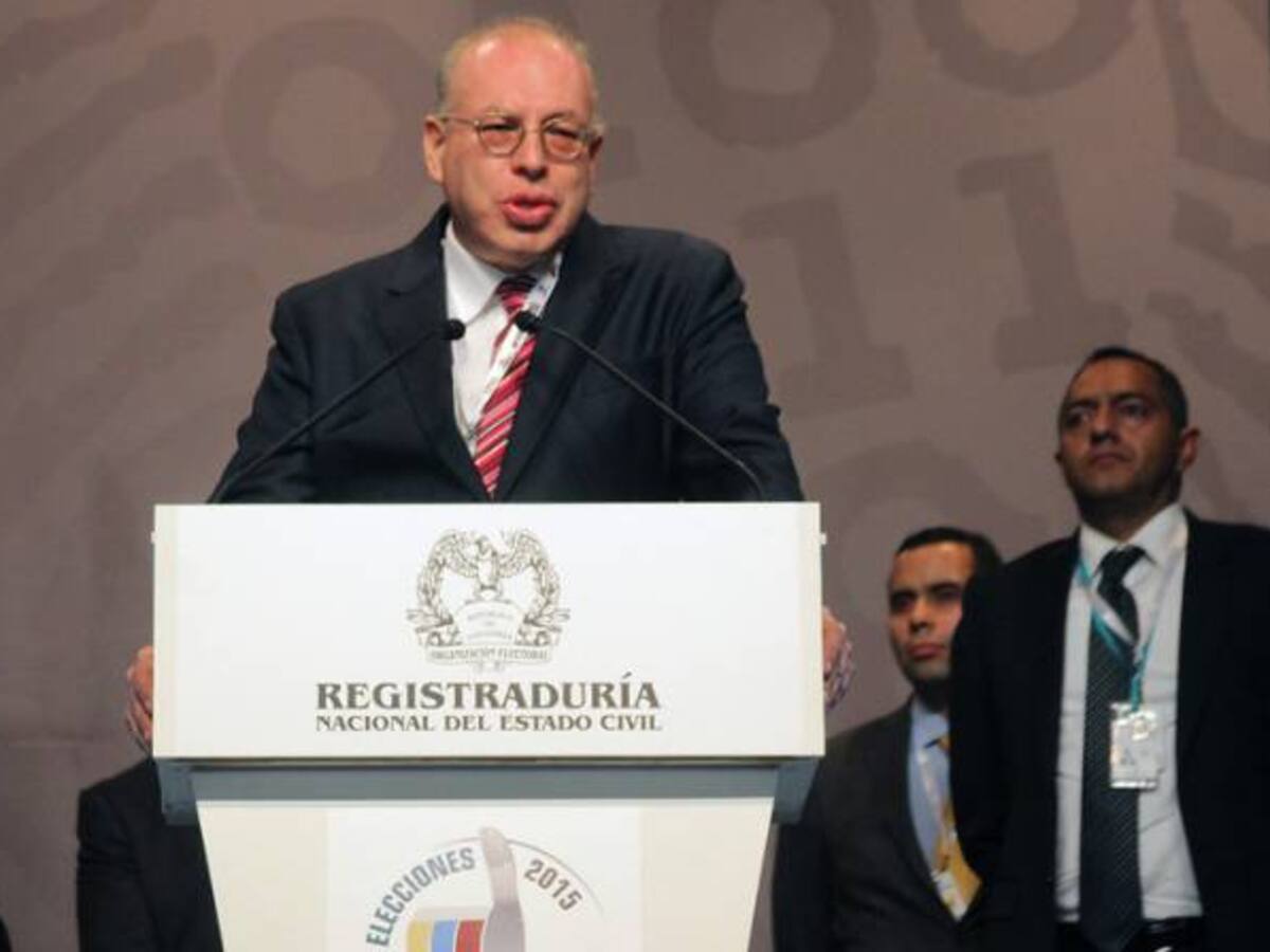 Exregistrador Carlos Ariel Sánchez le medirá el pulso al plebiscito con encuesta
