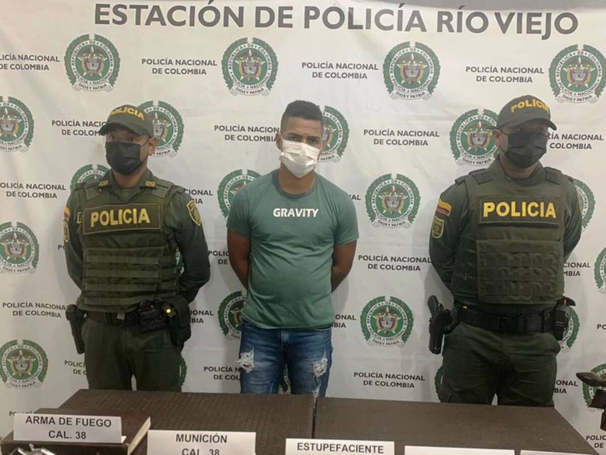 Cayó presunto jíbaro con drogas y un revólver calibre 38 milímetros