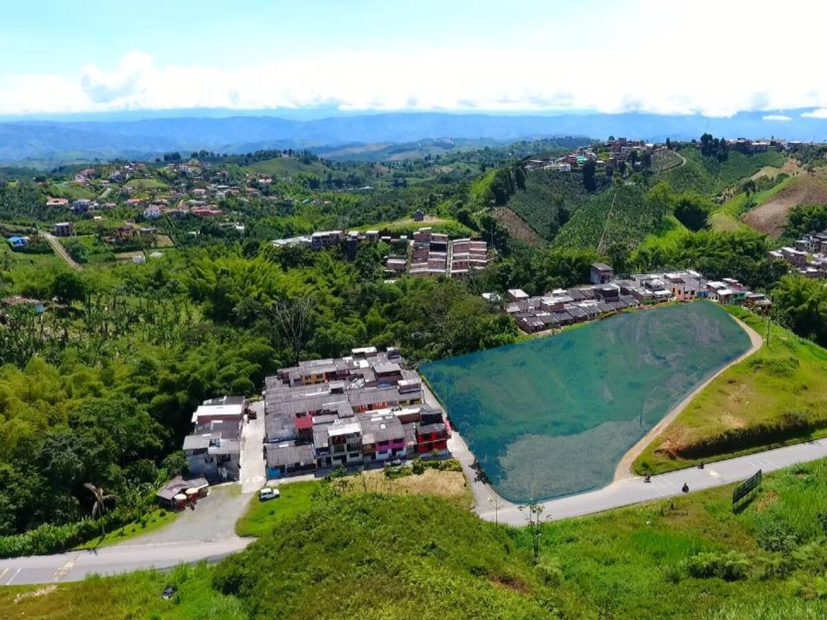 Buscan en Caldas construir 1.122 viviendas en 16 municipios