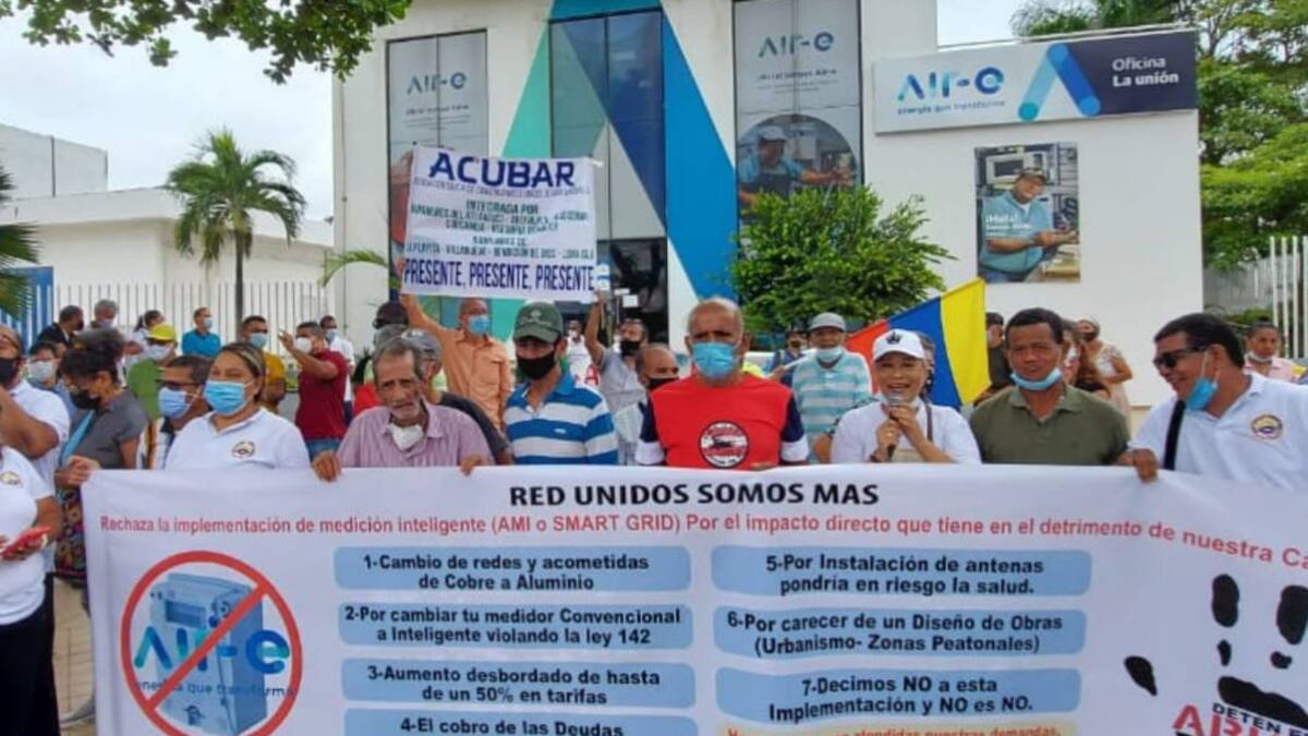 Con plantón, usuarios exigen a Air-e mejoras en el servicio de energía