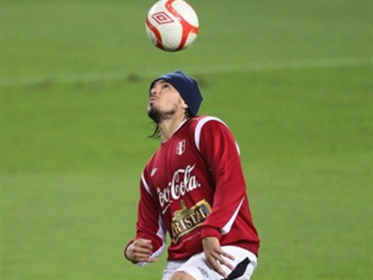 Markarian confirma que Juan Vargas no jugará ante Uruguay