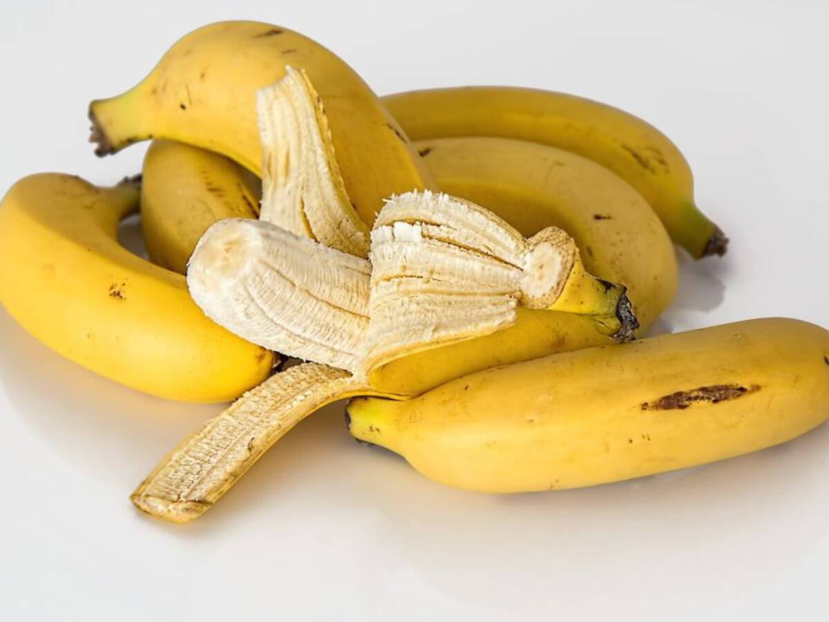 ¡No la tire! Los beneficios de la cáscara de banano para la salud