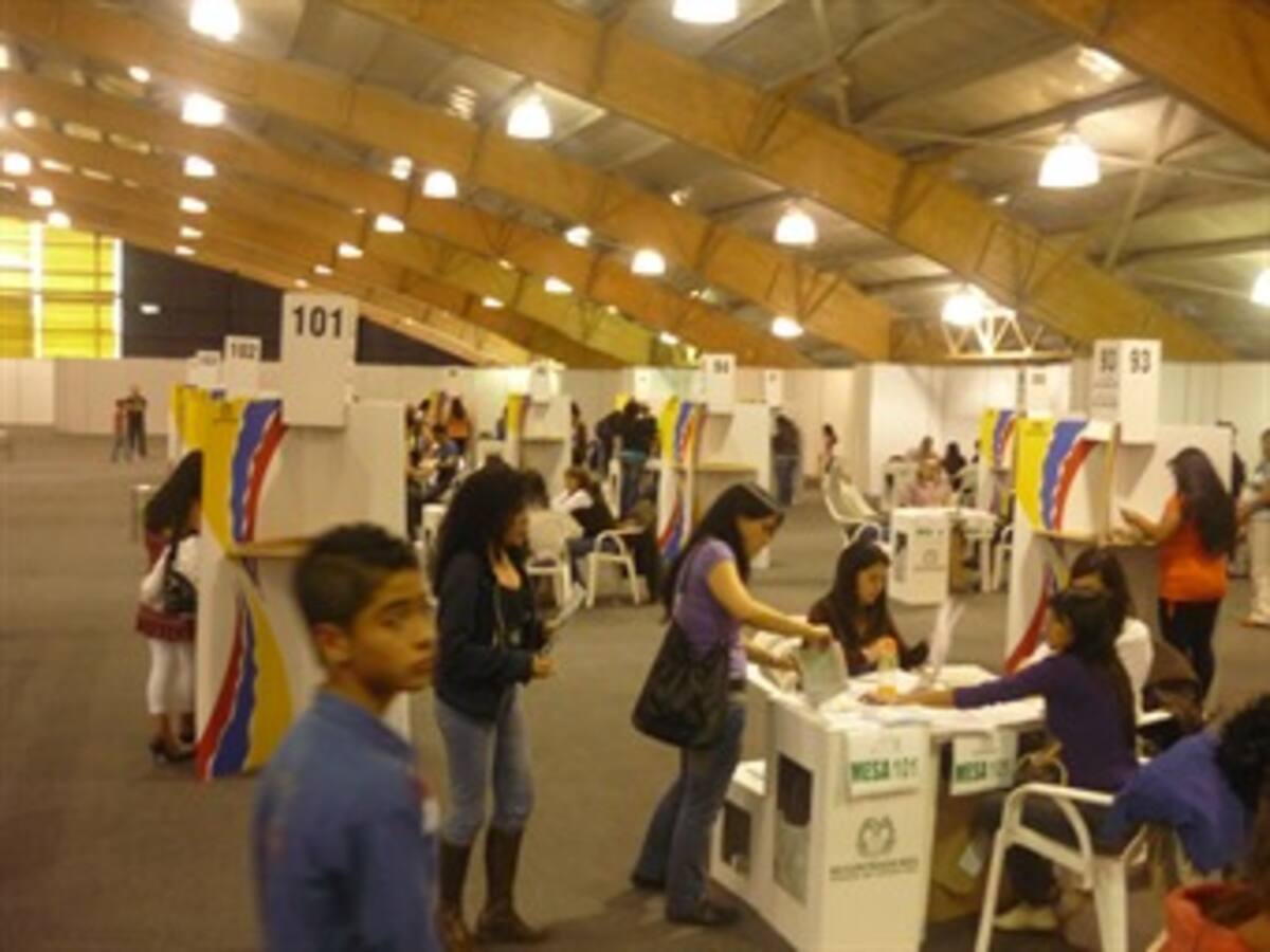 Jóvenes con cédula expedida antes del 30 de enero podrán votar en la elección presidencial