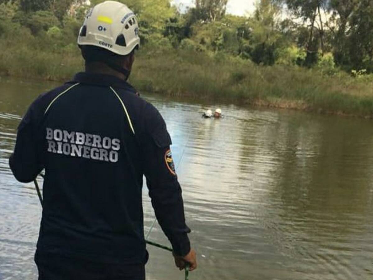 Encuentran cuerpo de joven que se ahogó en lago de Rionegro
