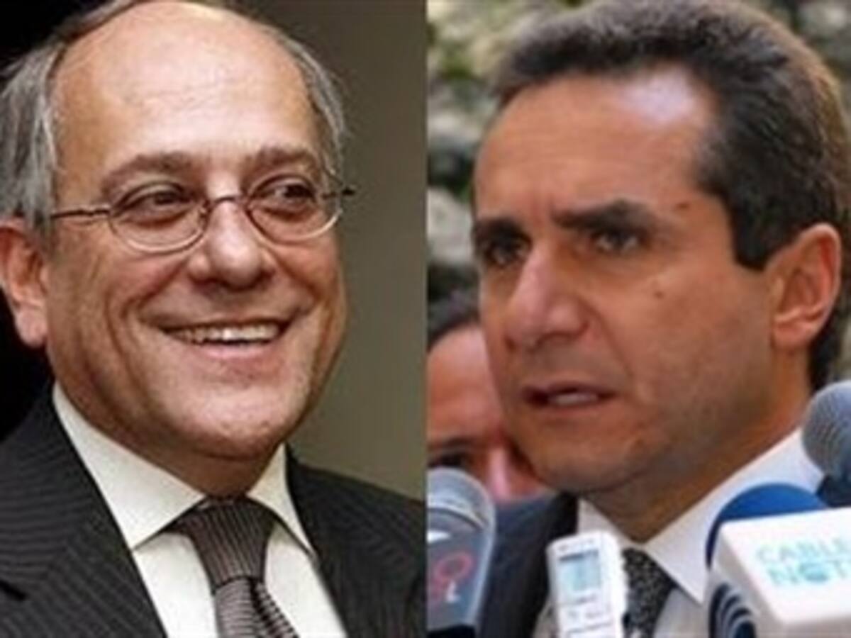 Bernardo Moreno y José Obdulio Gaviria relacionados con las 'chuzadas' del DAS: Wikileaks