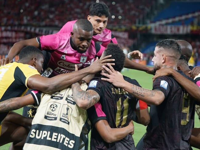 América es el único equipo que tiene 100 % garantizada su presencia en cuadrangulares / Colprensa.