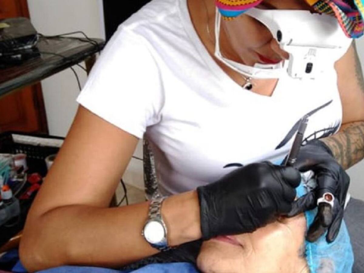 En Armenia tatuarán las cejas a mujeres diagnosticadas con cáncer de mama