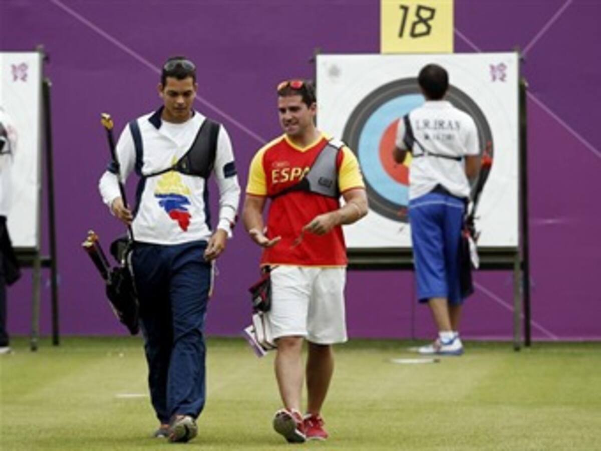 Daniel Pineda inició con 664 puntos la primera jornada del arco recurvo individual en los Olímpicos