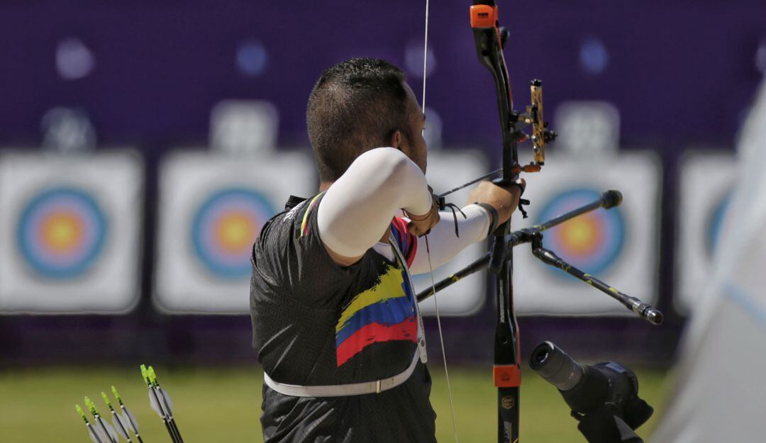 Daniel Pineda, arquero colombiano en competencia en Tokio 2020