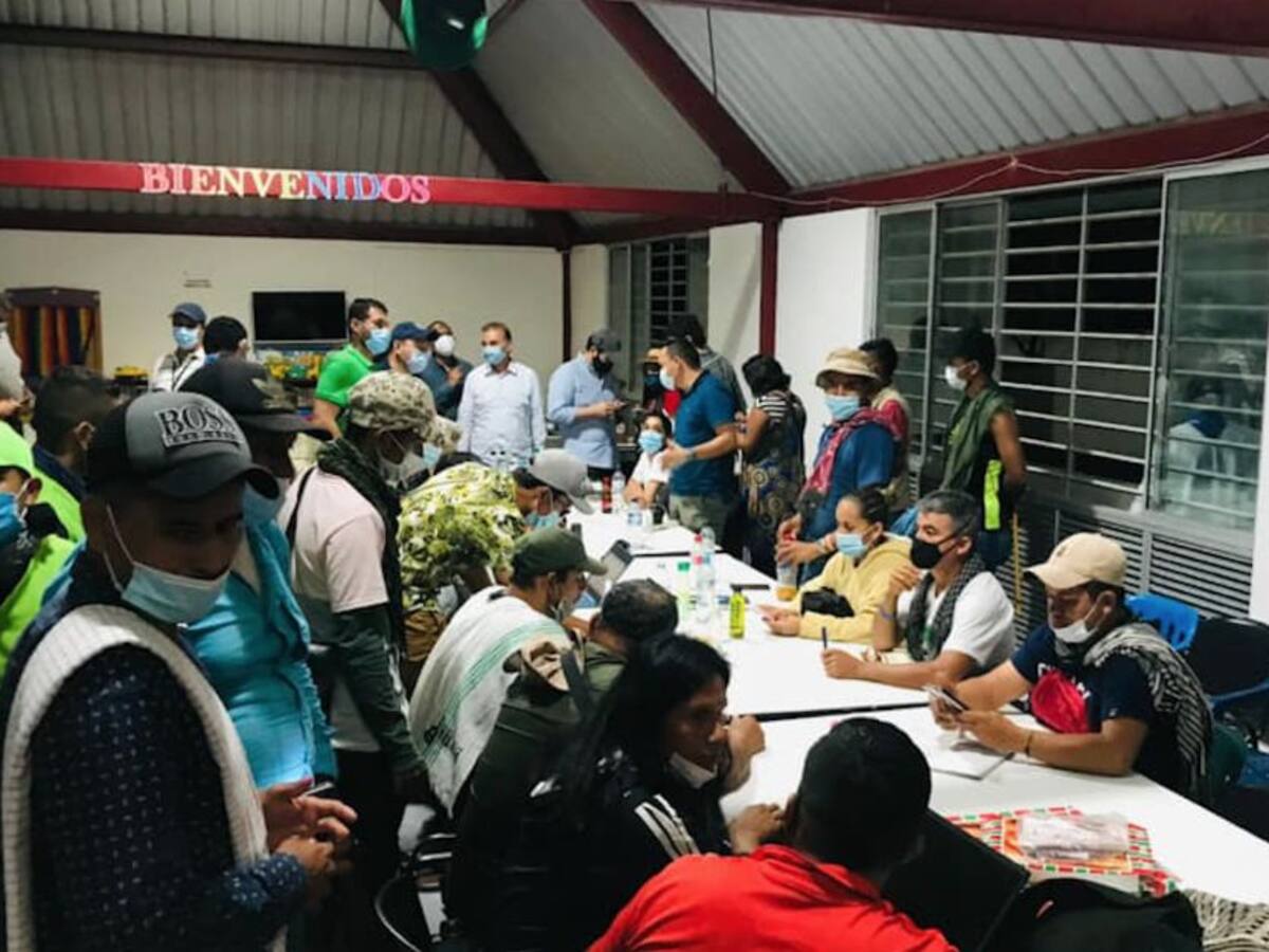 Avanza mesa de diálogo en el Huila