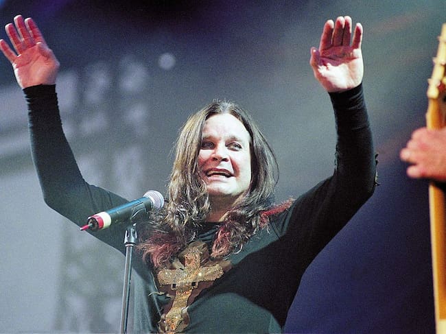 NETHERLANDS - JUNE 01: Photo of Ozzy OSBOURNE; 01-06-2002/OZZY OSBOURNE/OZZFEST/NIJMEGEN (Photo by Peter Pakvis/Redferns)
