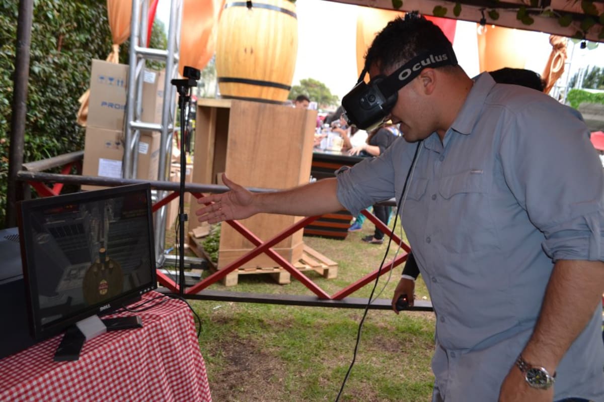Además de la música y la cerveza, el evento contó con diferentes formas de arte como tatuajes, aerografía y artesanías.