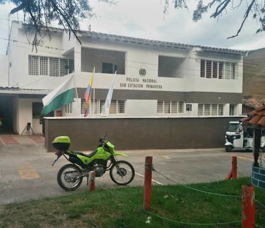 Un policía resultó gravemente herido durante enfrentamiento entre grupos ilegales en Bolívar, Valle