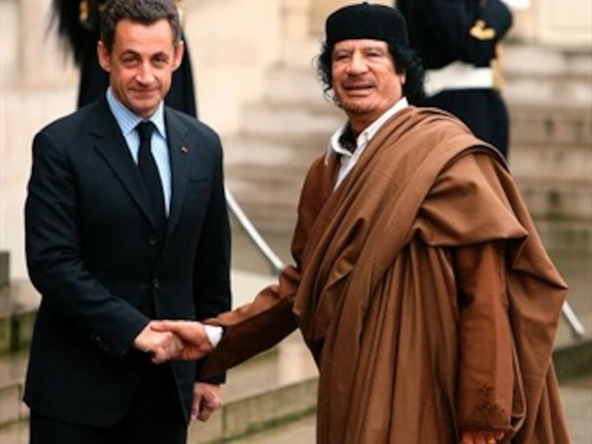 Fiscalía gala investiga si Gadafi financió la campaña presidencial de Sarkozy
